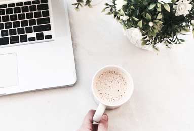 利物浦2-0完胜布莱顿！萨拉赫替补送角球助攻！绕场暂别搁置争议